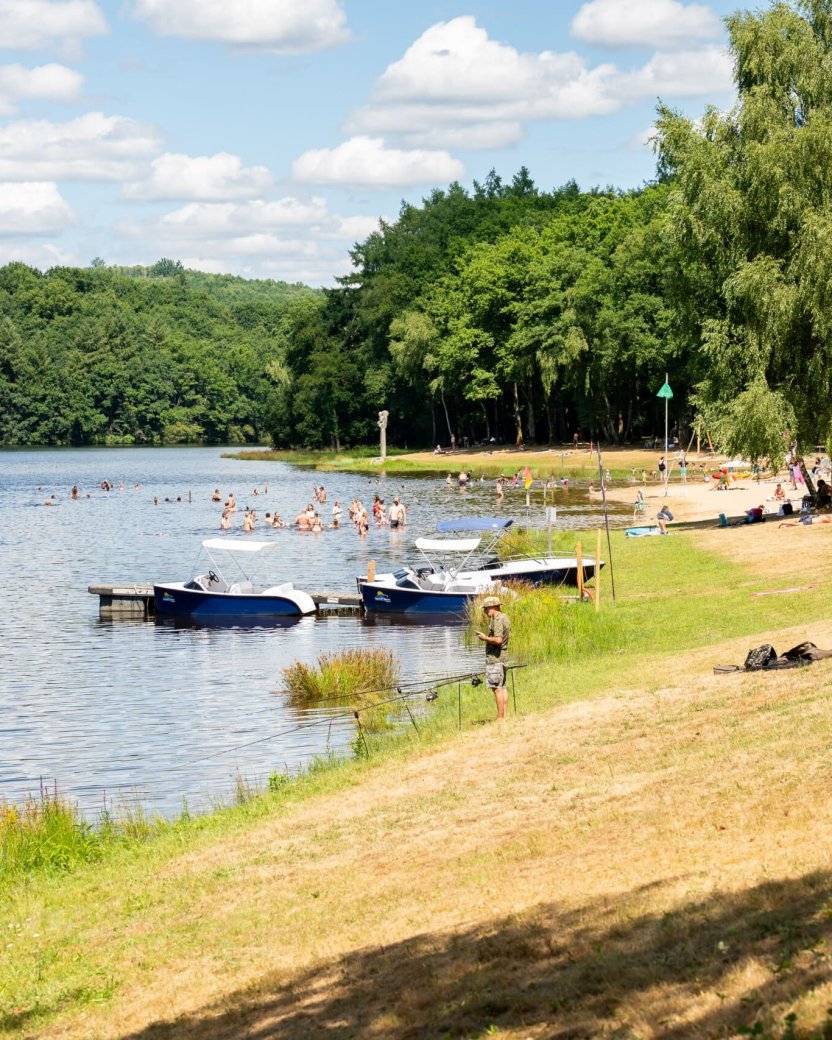 Meer aan de camping.